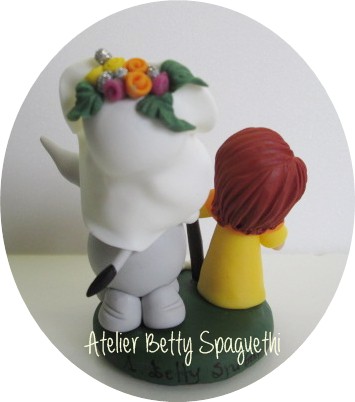 Sagrada Familia em biscuit com burrito 8cm